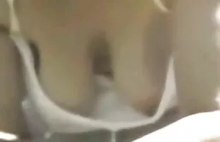 XXX 木こりの木とそれらをつぶす 超 敏感 女 動画