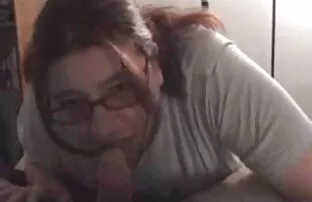 XXX ふざけた態度の二brunettesレズビアン 女性 無料 動画 無 修正