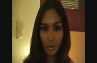 XXX 金髪角質に白レギンス 無 修正 女 教師 動画