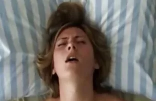XXX 猫は仕事に干渉する 女 向け アダルト 動画