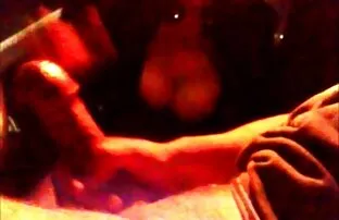XXX Busty女の子ソロ 露出 狂 の 女 動画
