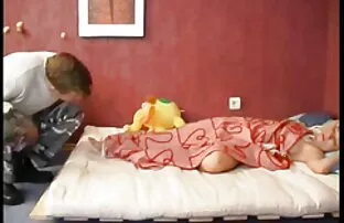XXX 近くから混沌としたmulattoes 女性 クンニ 動画